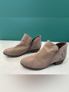Time and Tru Taupe Suede Ankle Booties with Low Heel